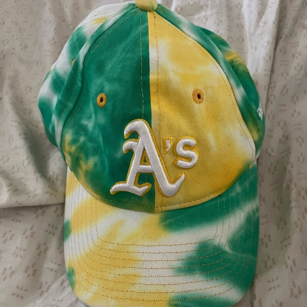Oakland As limited edition tie dye hat